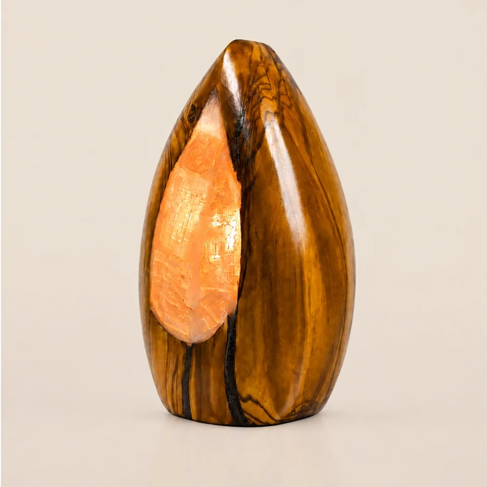 Olive Drop rock salt lamp with olive wood and Siwa salt crystals – W7